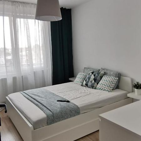 Cellini Lägenhet Bukarest Exteriör bild