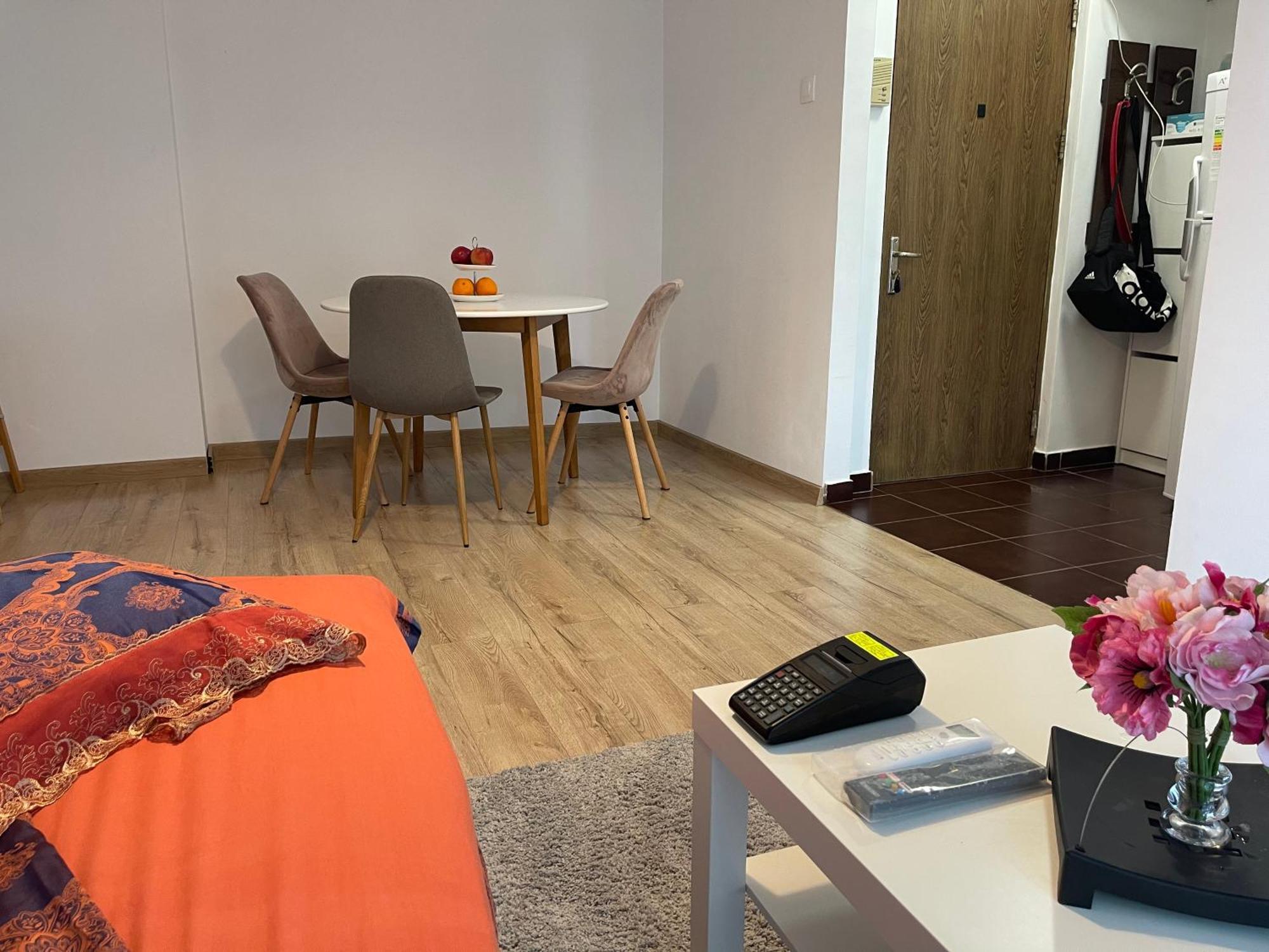Cellini Lägenhet Bukarest Exteriör bild